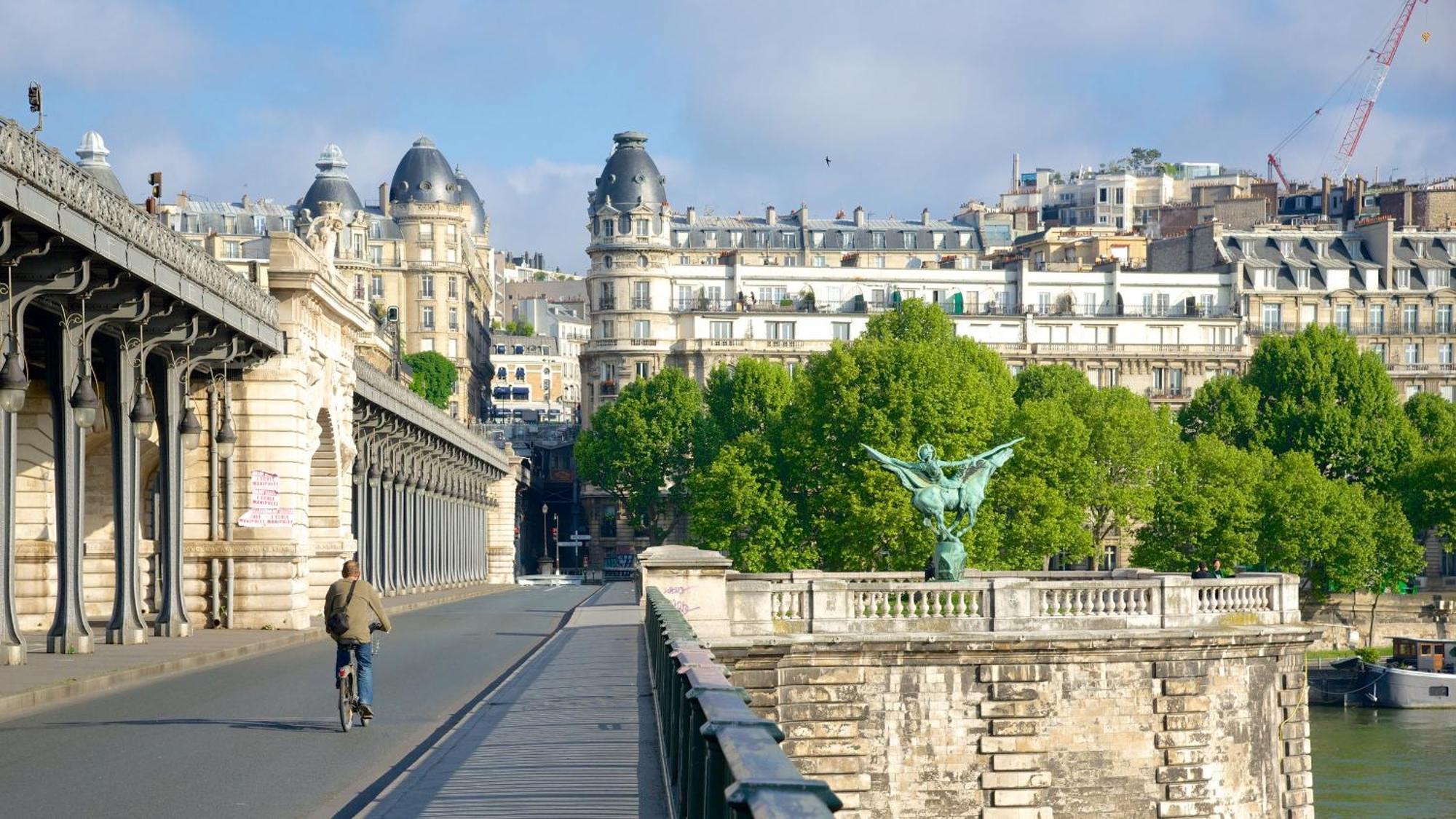 Studio Bien Equipe Proche De Toutes Commodites -2P Paris Ngoại thất bức ảnh
